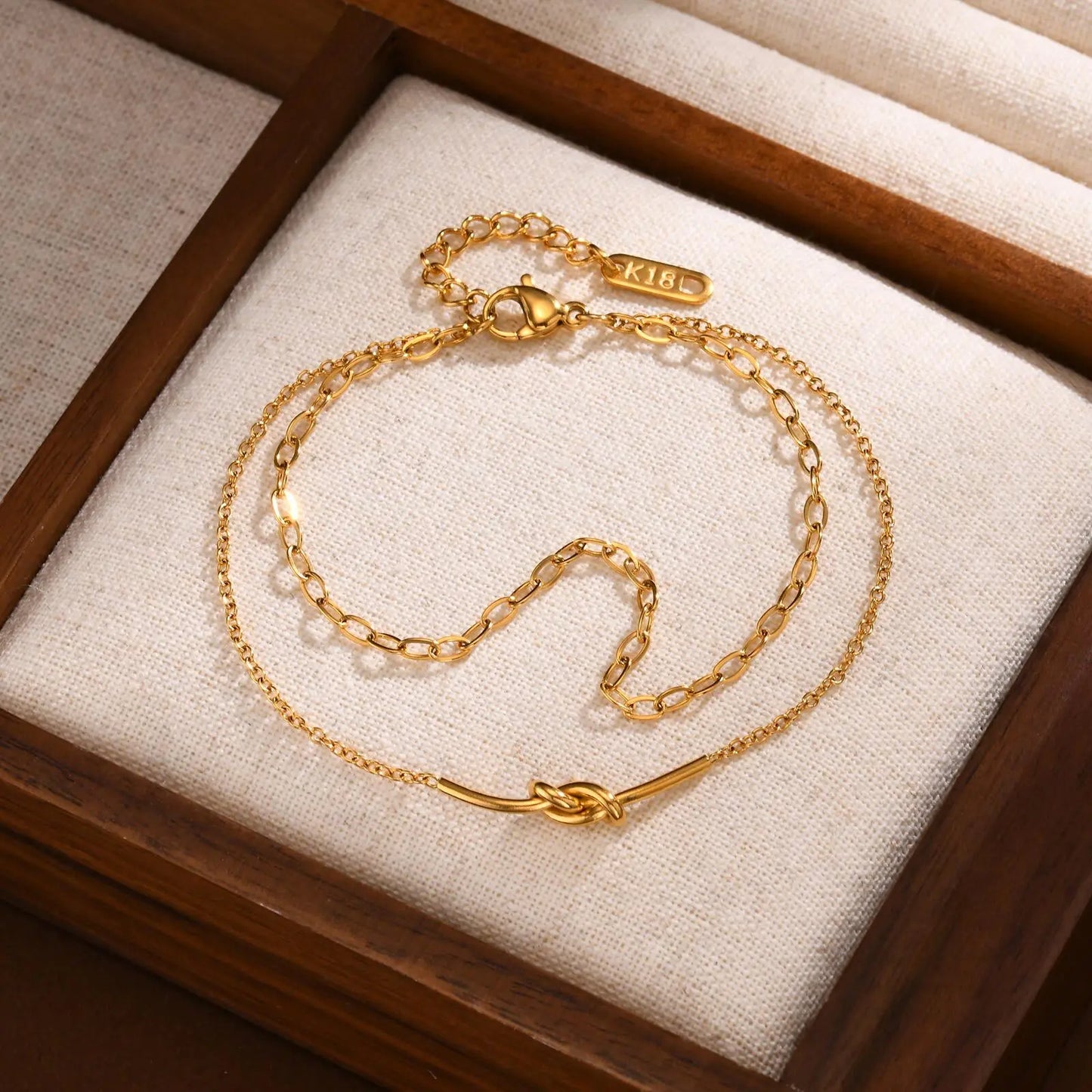 Náramok Everly Charm
